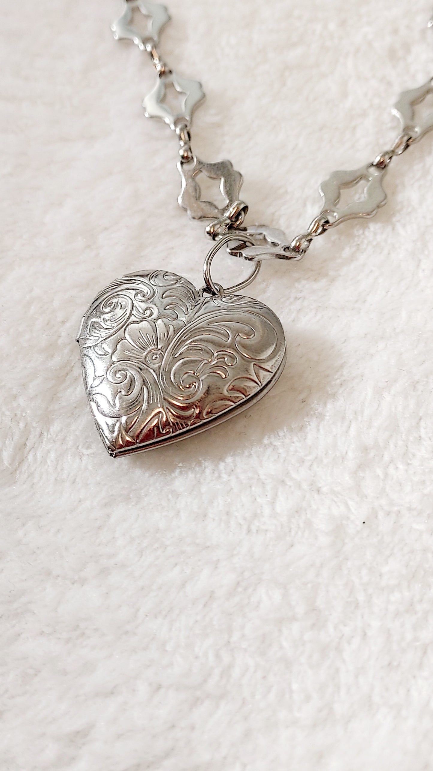Stainless Steel Lips & Heart  Neck Choker