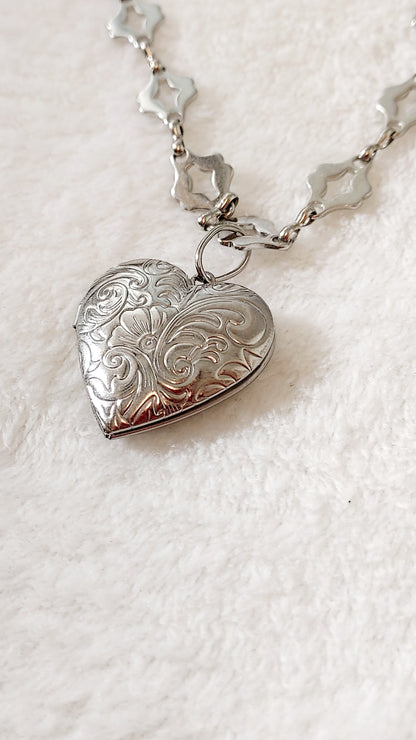 Stainless Steel Lips & Heart  Neck Choker