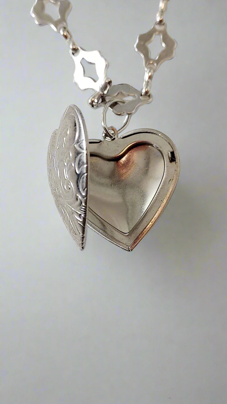 Stainless Steel Lips & Heart  Neck Choker