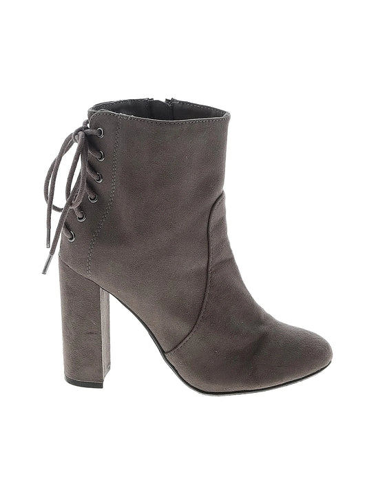 Charlotte Russe  - Size 6